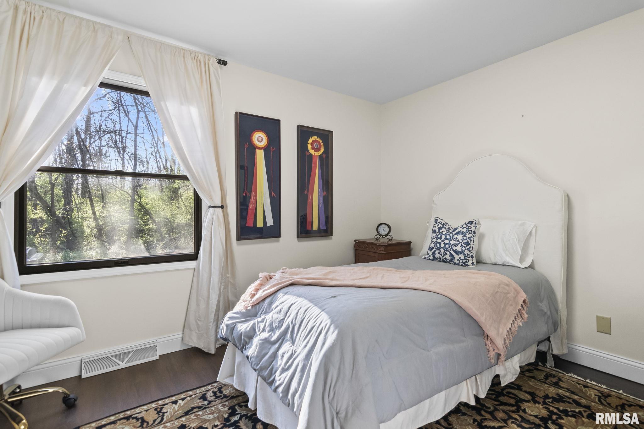 2421 East Lake Shore Drive Springfield, IL 62712 - Photo 36 of 74