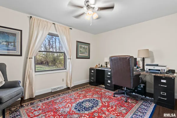 $658,000 | 2421 East Lake Shore Drive, Springfield, IL 62712