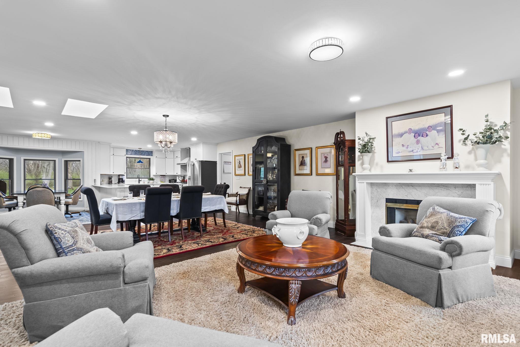 2421 East Lake Shore Drive Springfield, IL 62712 - Photo 9 of 74