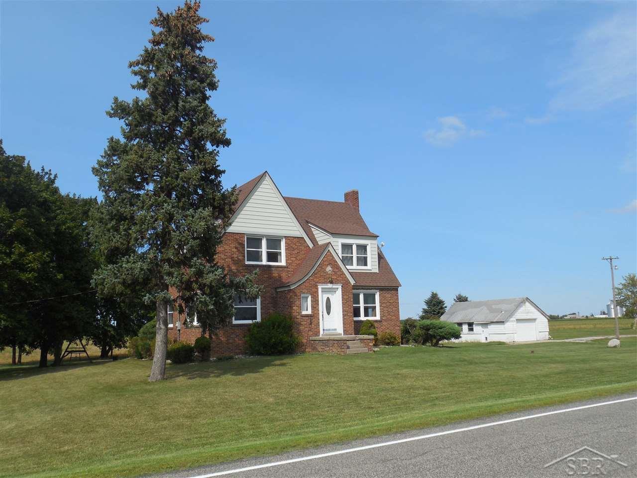 10035 King Road Frankenmuth, MI 48734 - Photo 15 of 61 31344369-14.JPG