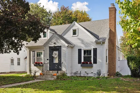 $699,900 | 3900 Xenwood Avenue South, St. Louis Park, MN 55416