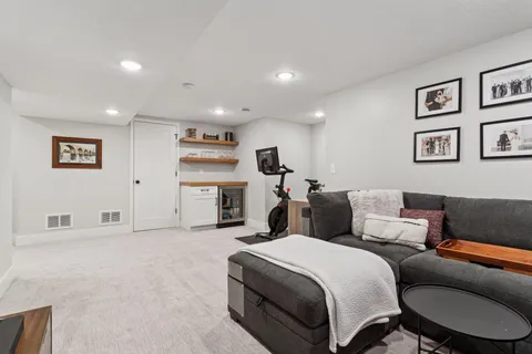 $699,900 | 3900 Xenwood Avenue South, St. Louis Park, MN 55416