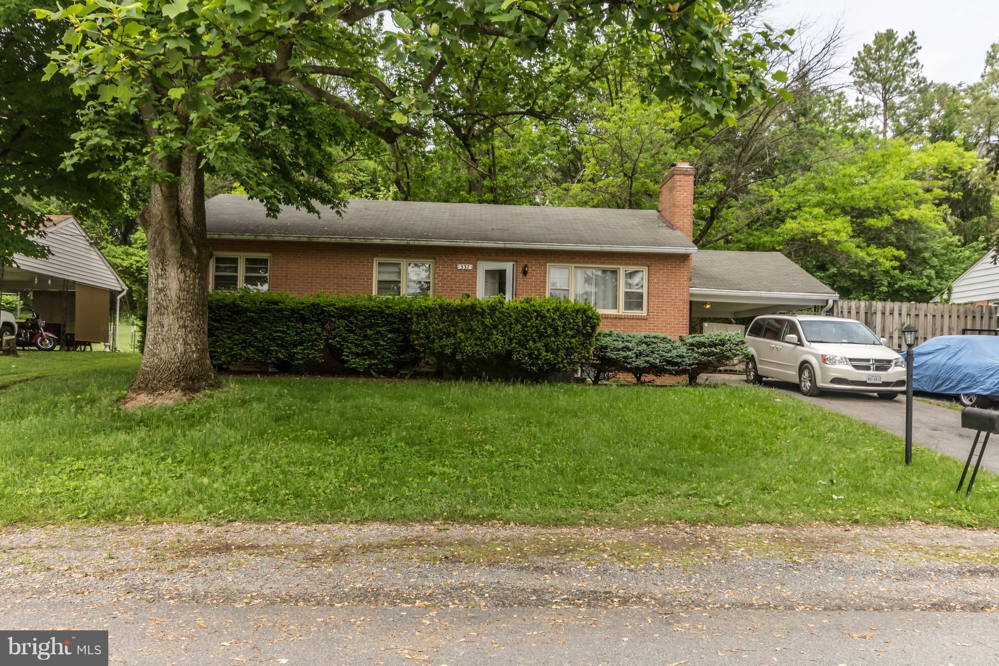 337 George Street Winchester, VA 22601 - Photo 1 of 27 Exterior (Front)