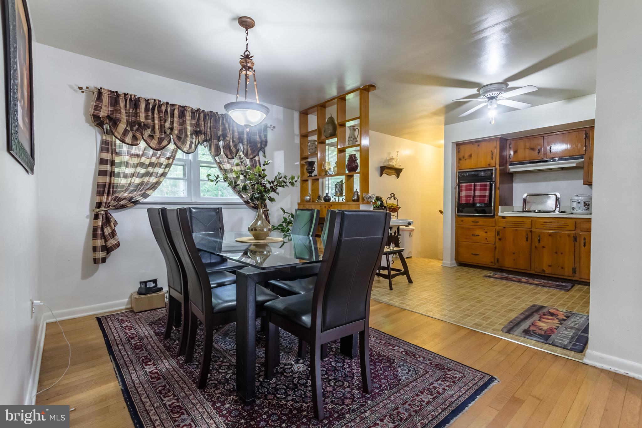 337 George Street Winchester, VA 22601 - Photo 5 of 27 Dining Room