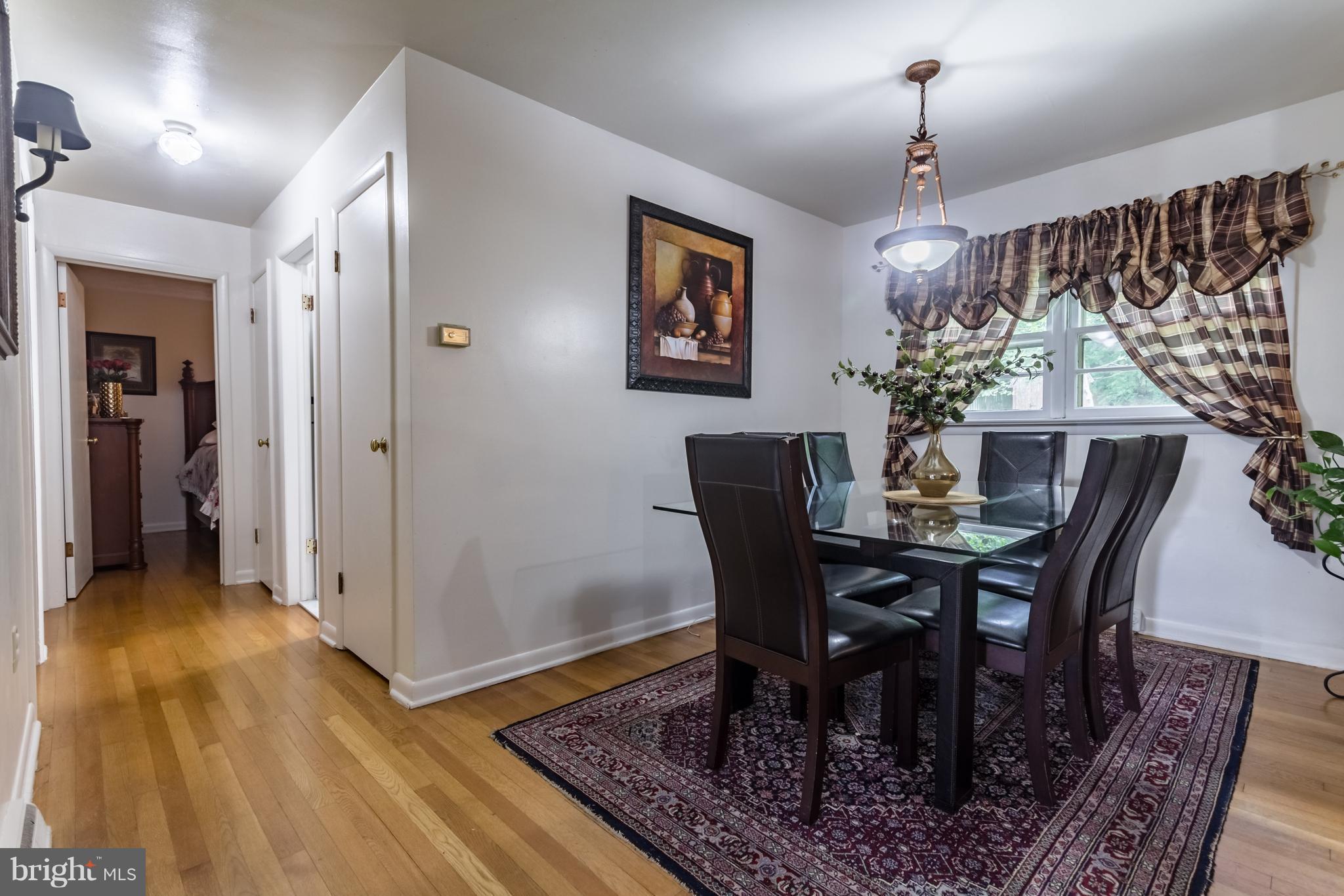 337 George Street Winchester, VA 22601 - Photo 6 of 27 Dining Room