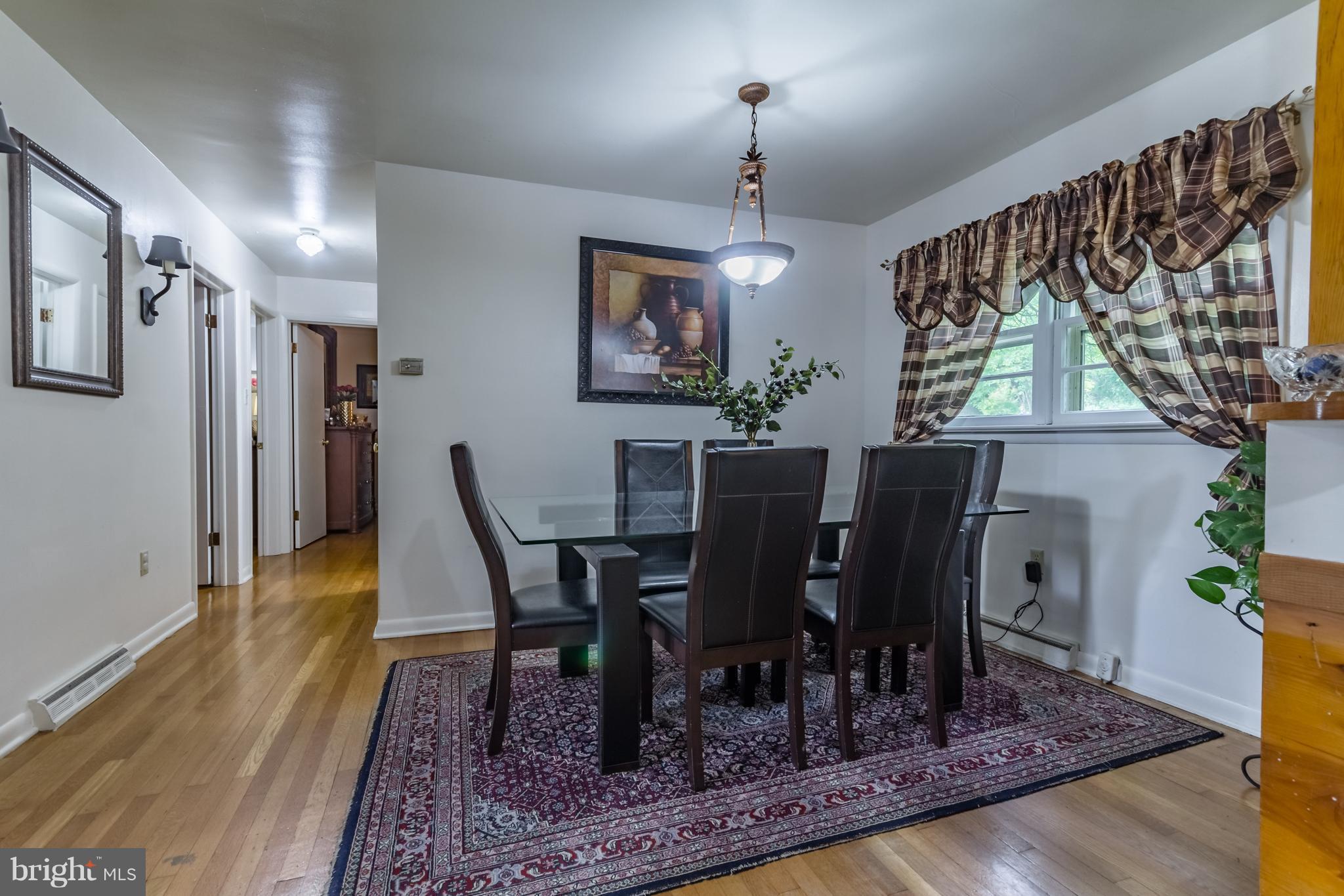 337 George Street Winchester, VA 22601 - Photo 10 of 27 Dining Room