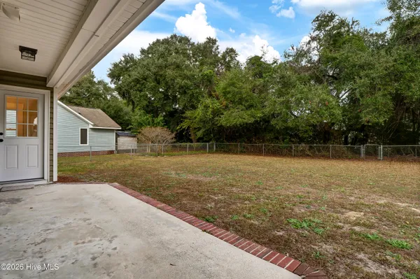 $485,000 | 10 Bay Drive, Sneads Ferry, NC 28460