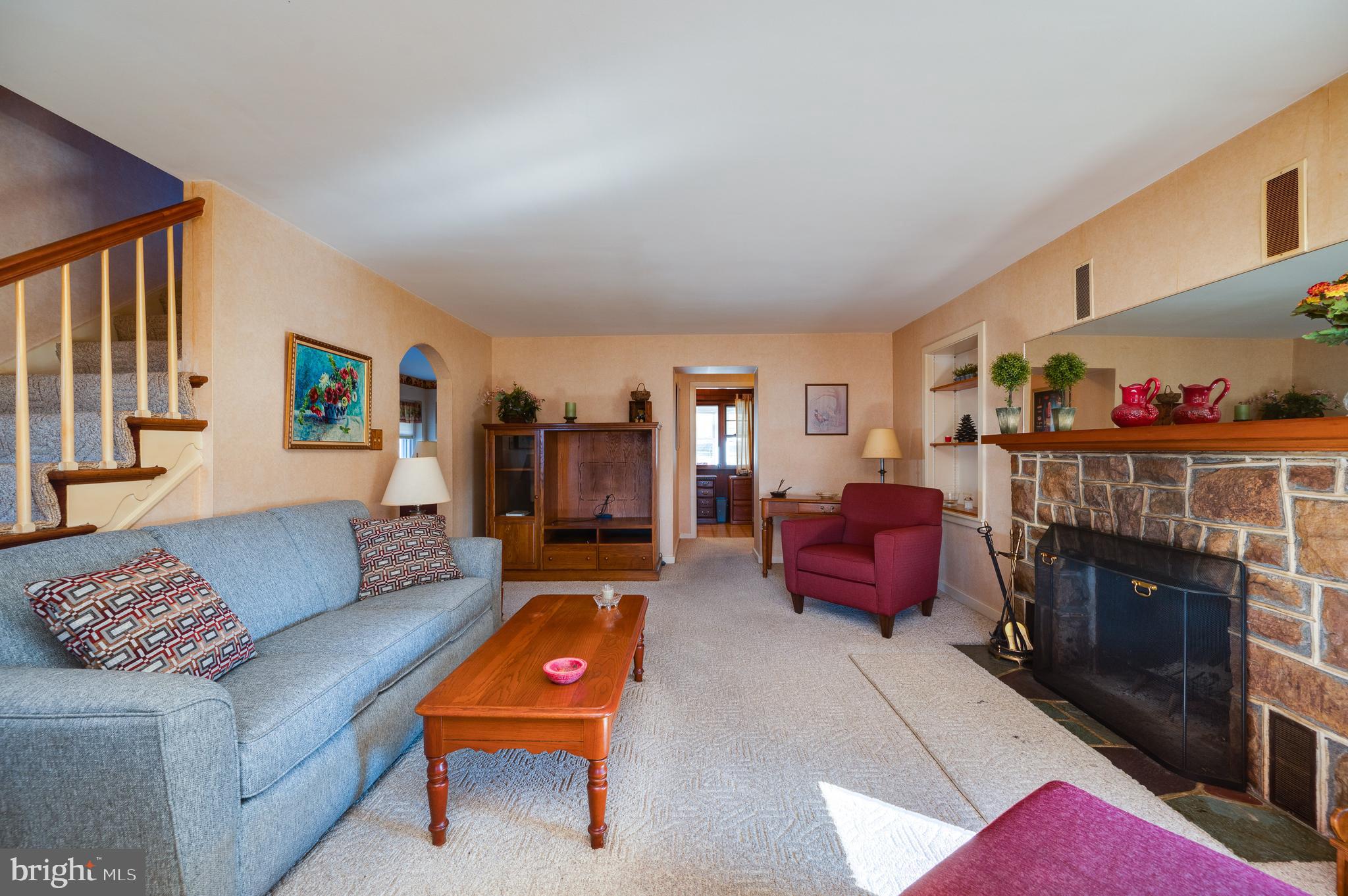 921 Ritters Road Reading, PA 19606 - Photo 4 of 39