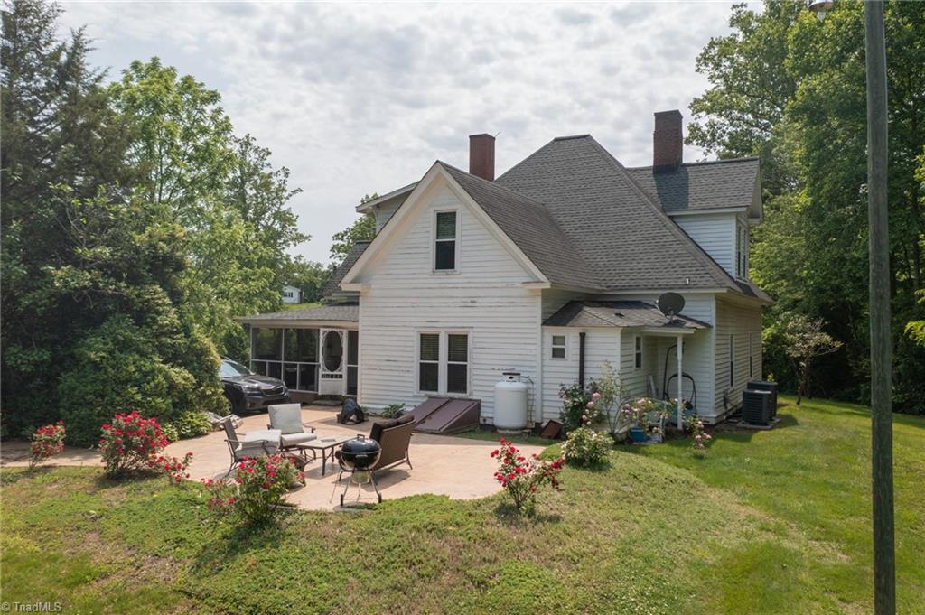 10234 Traphill Road Traphill, NC 28685 - Photo 6 of 50