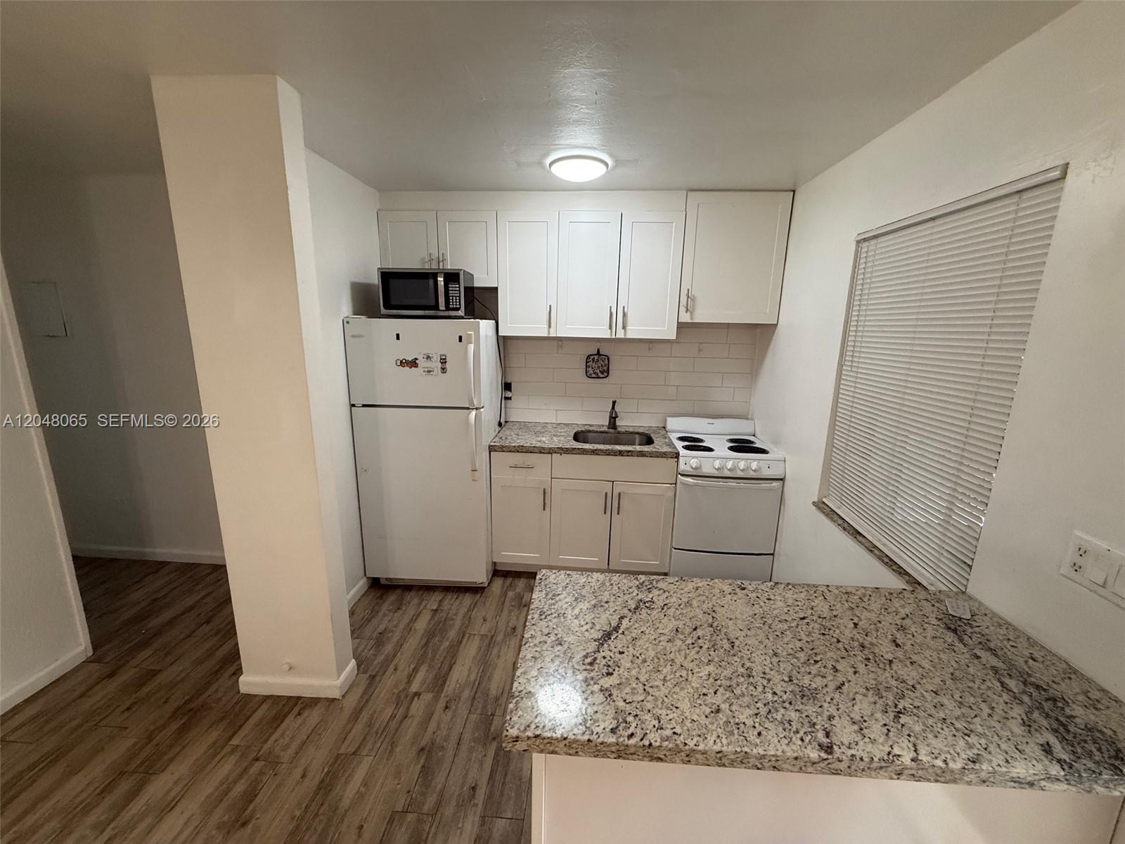 34 Southwest 5th Street, Unit 12 Hallandale Beach, FL 33009 - Photo 3 of 12