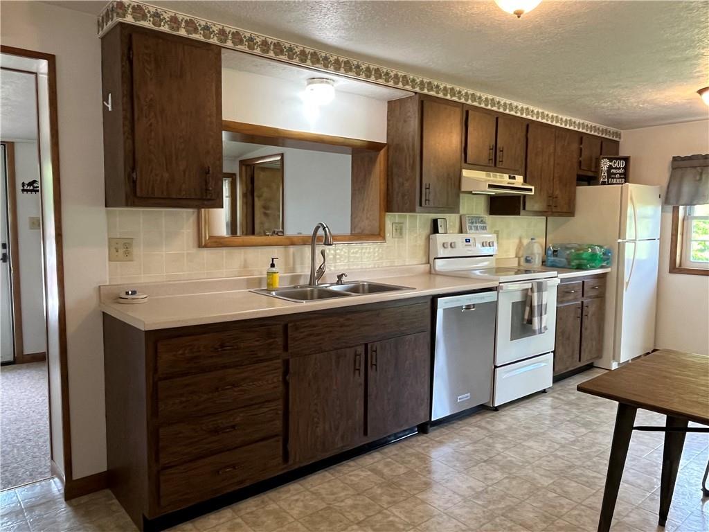 285 Patton Road Harrisville, PA 16038 - Photo 16 of 37 Gallery Image 16