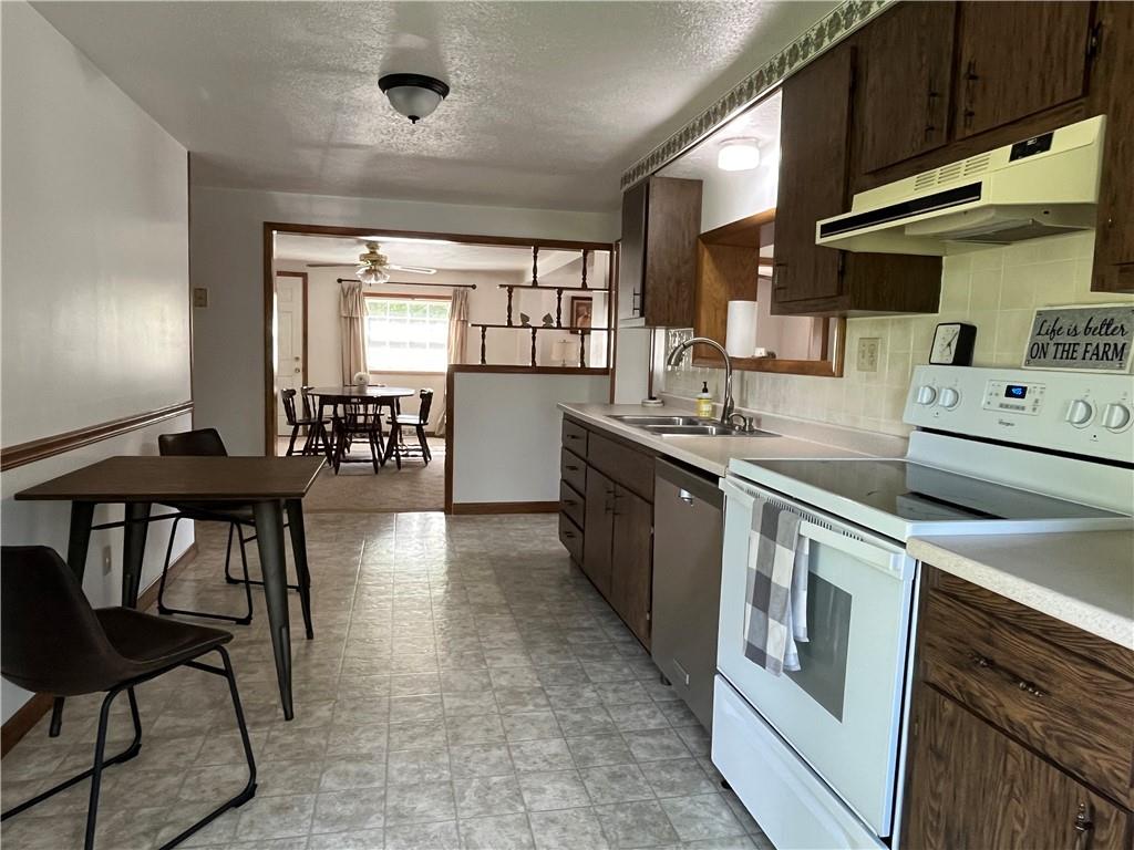 285 Patton Road Harrisville, PA 16038 - Photo 17 of 37 Gallery Image 17