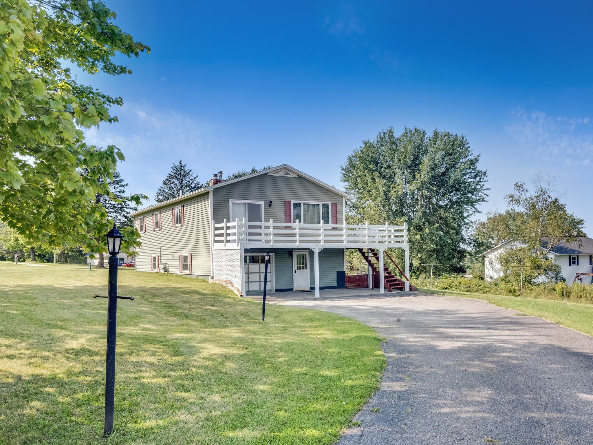 261 Red Barn Hill Road Georgia, VT 05468 - Photo 1 of 40 Gallery Image 1