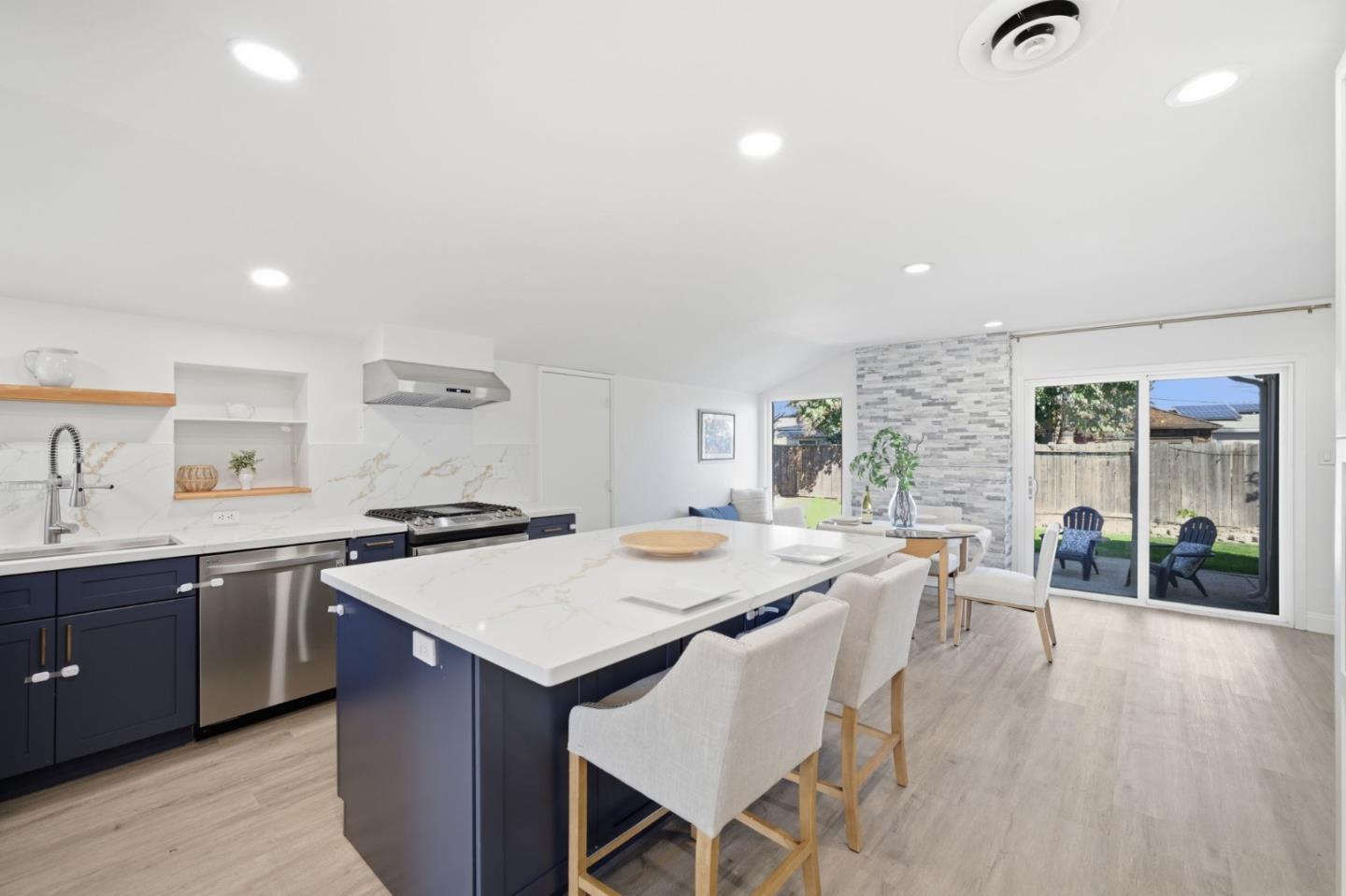 35760 Haley Street Newark, CA 94560 - Photo 5 of 27