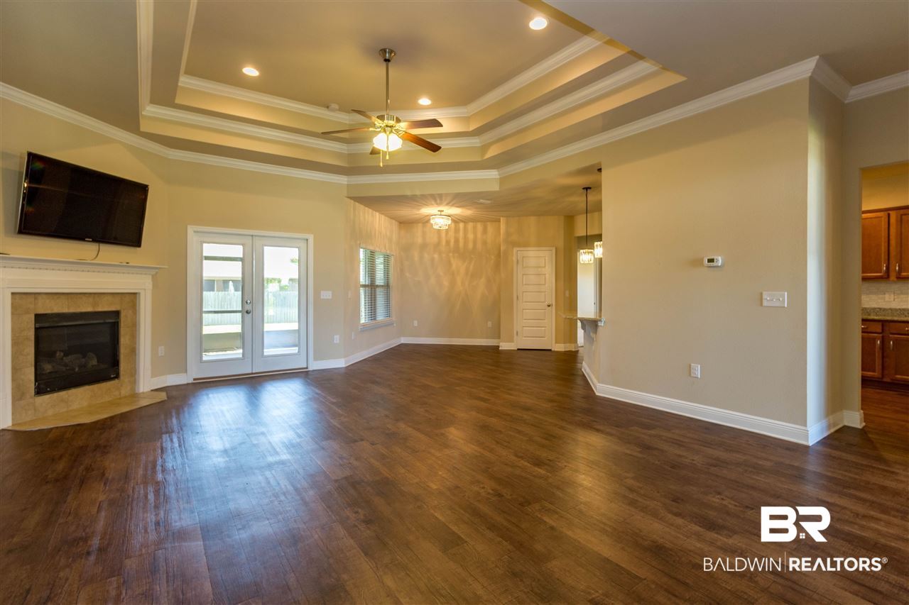 7076 Rocky Rd Loop Gulf Shores, AL 36542 - Photo 9 of 34 Living Room