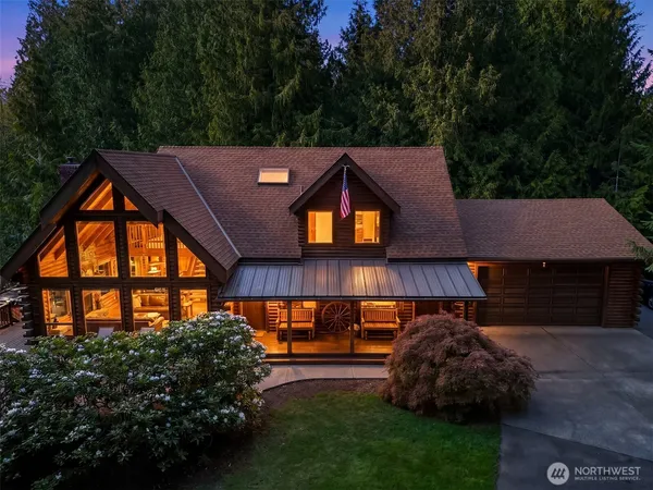 $1,114,000 | 20816 Southeast 222nd Street, Maple Valley, WA 98038