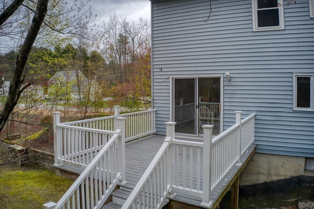 245 Dunstable Road Chelmsford, MA 01863 - Photo 12 of 41