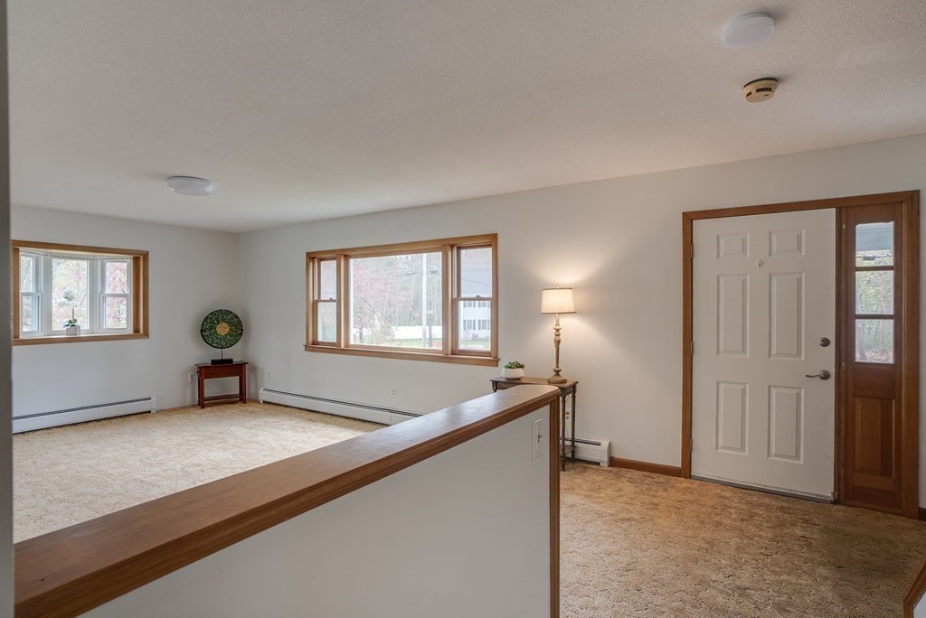 245 Dunstable Road Chelmsford, MA 01863 - Photo 6 of 41