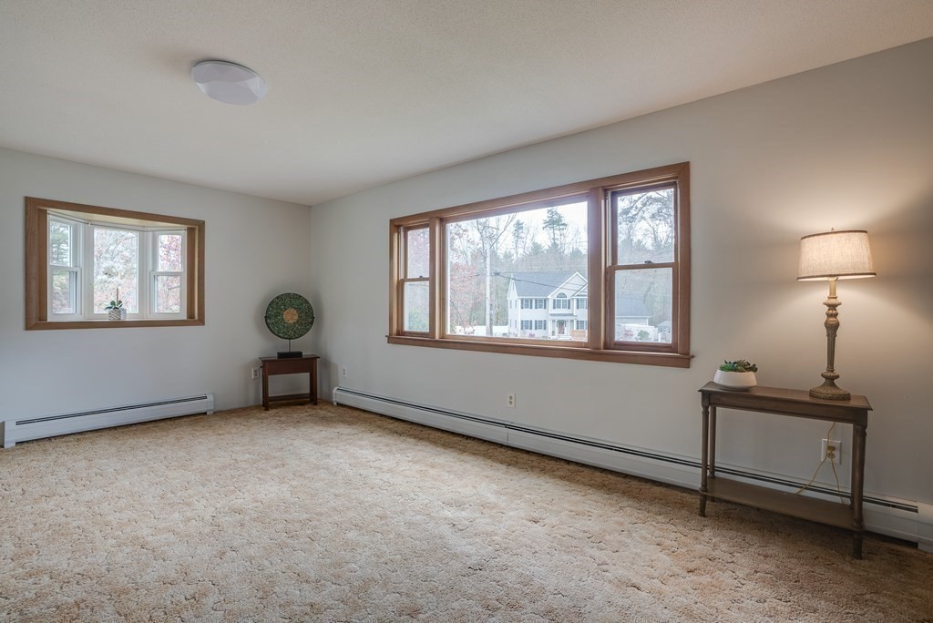 245 Dunstable Road Chelmsford, MA 01863 - Photo 7 of 41