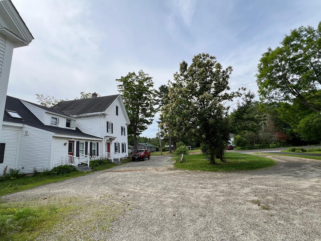 56 Whitefield Road Pittston, ME 04345 - Photo 4 of 11 IMG_2974