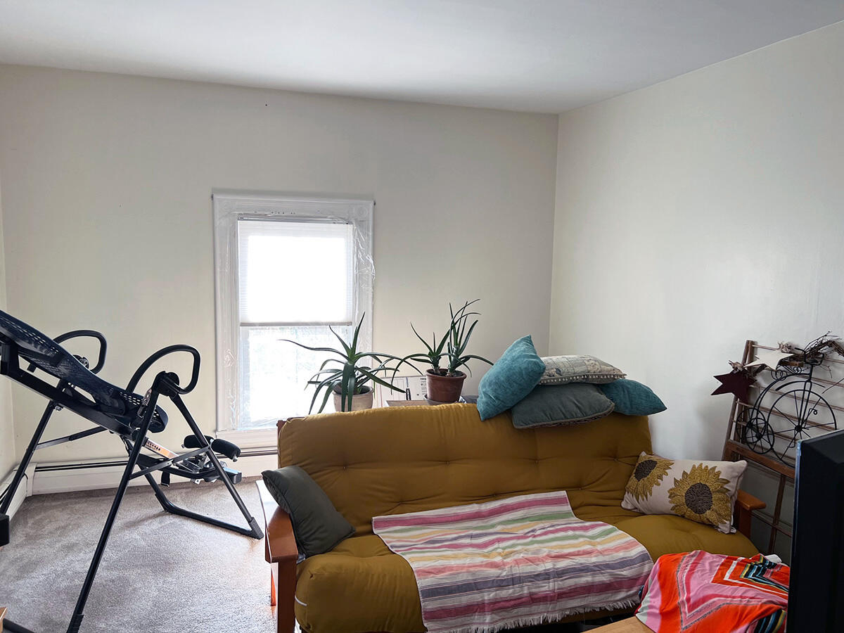 56 Whitefield Road Pittston, ME 04345 - Photo 7 of 11 IMG_2668