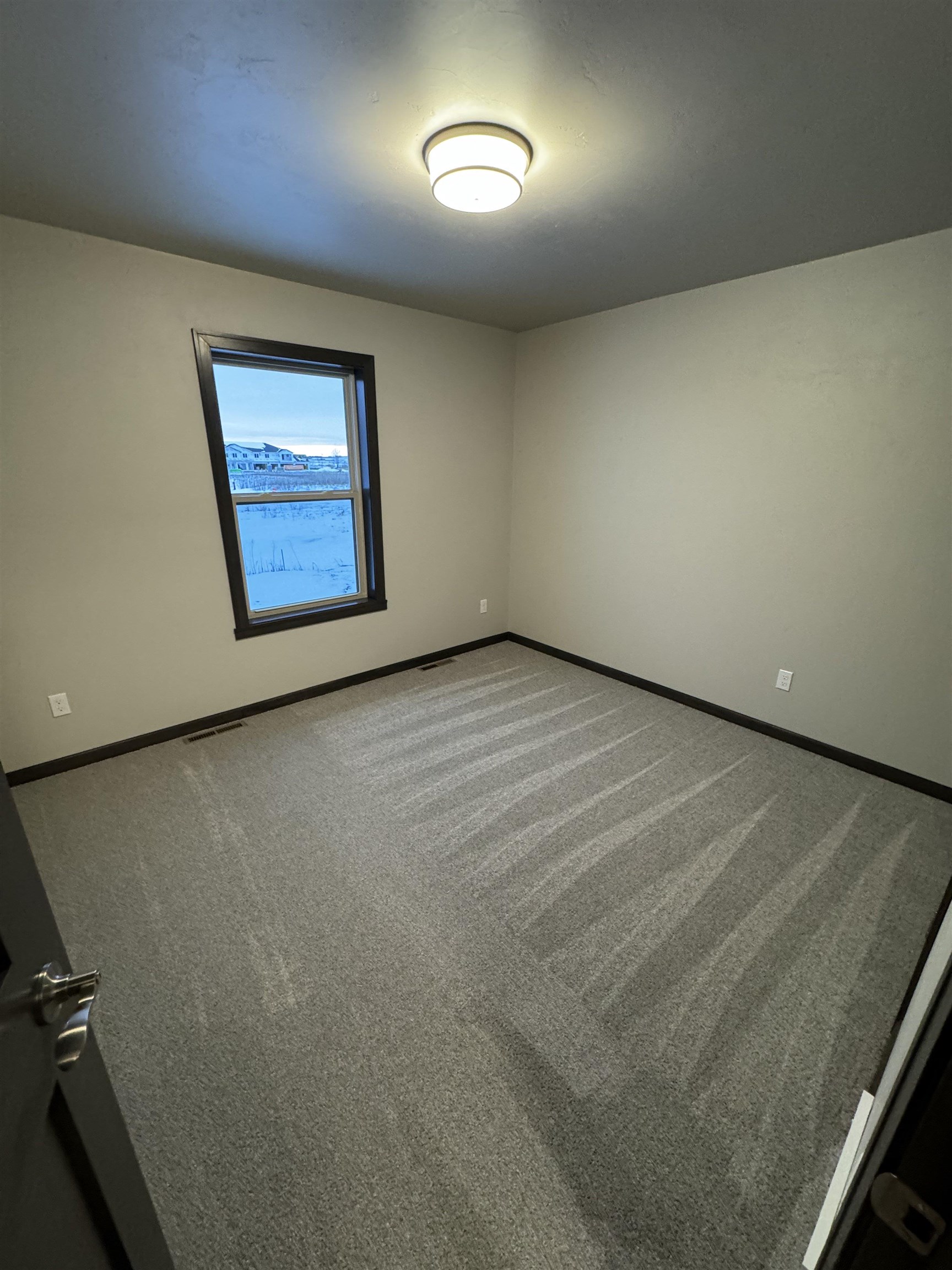 1657 Frontier Road Luxemburg, WI 54217 - Photo 11 of 37