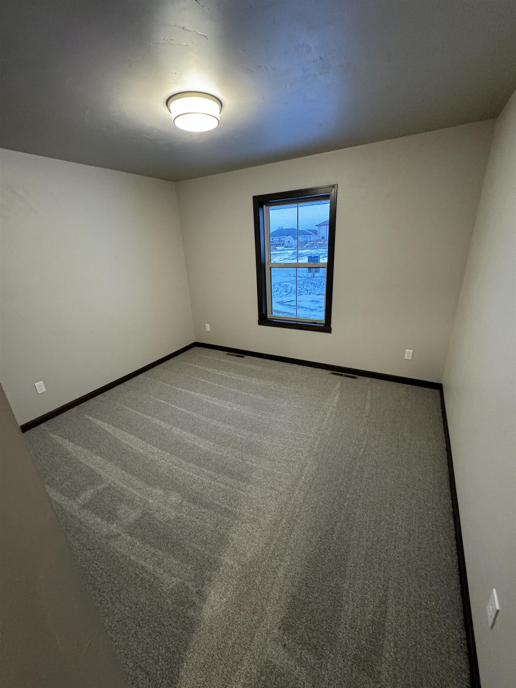 1657 Frontier Road Luxemburg, WI 54217 - Photo 9 of 37