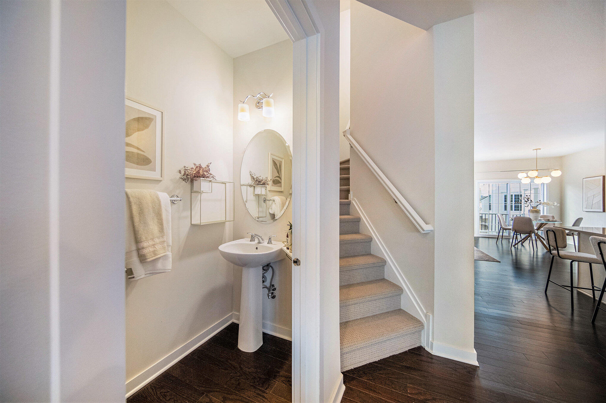 2856 Ridington Road Ann Arbor, MI 48105 - Photo 14 of 27 1/2 Bath