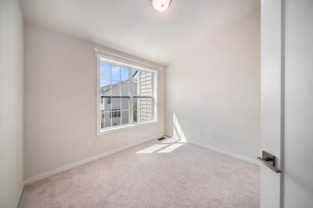 $3,500 | 2856 Ridington Road, Ann Arbor, MI 48105