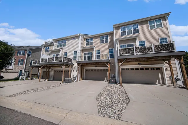 $3,500 | 2856 Ridington Road, Ann Arbor, MI 48105