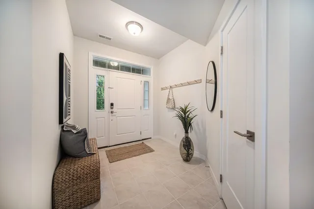 $3,500 | 2856 Ridington Road, Ann Arbor, MI 48105