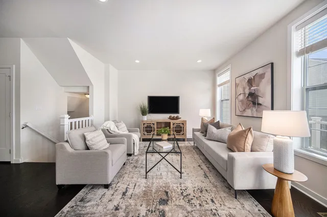 $3,500 | 2856 Ridington Road, Ann Arbor, MI 48105