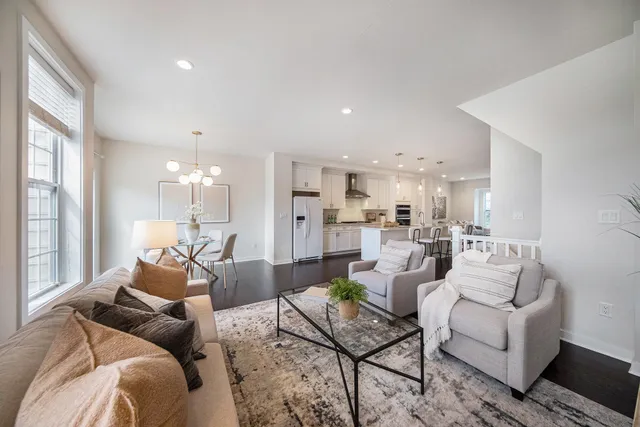 $3,500 | 2856 Ridington Road, Ann Arbor, MI 48105