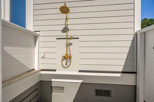 $2,350,000 | 1703 Crab Bank Dr Mount, Mount Pleasant, SC 29466