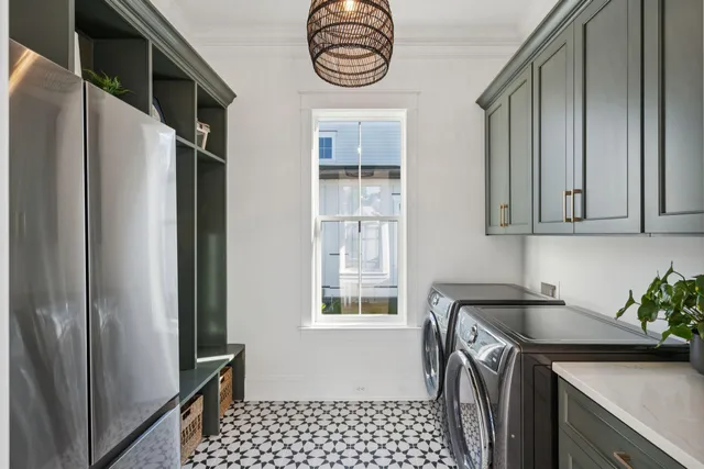 $2,350,000 | 1703 Crab Bank Dr Mount, Mount Pleasant, SC 29466