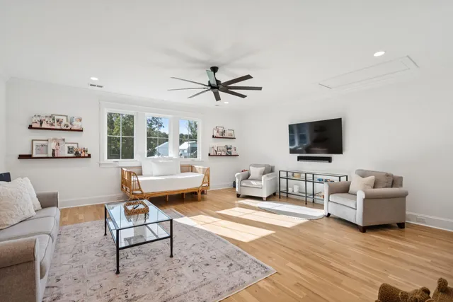 $2,350,000 | 1703 Crab Bank Dr Mount, Mount Pleasant, SC 29466