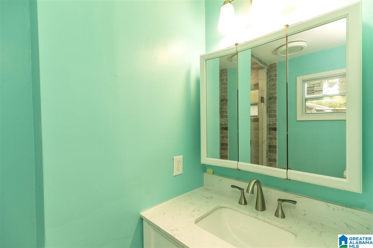 1813 Briar Meadow Road Birmingham, AL 35210 - Photo 27 of 33
