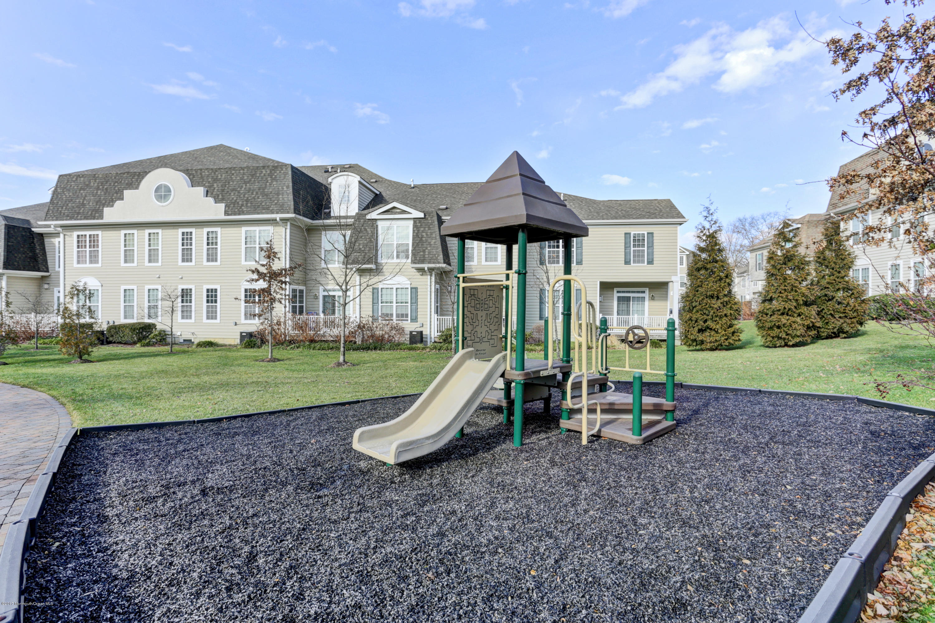 802 Abby Road Middletown, NJ 07748 - Photo 25 of 28 27