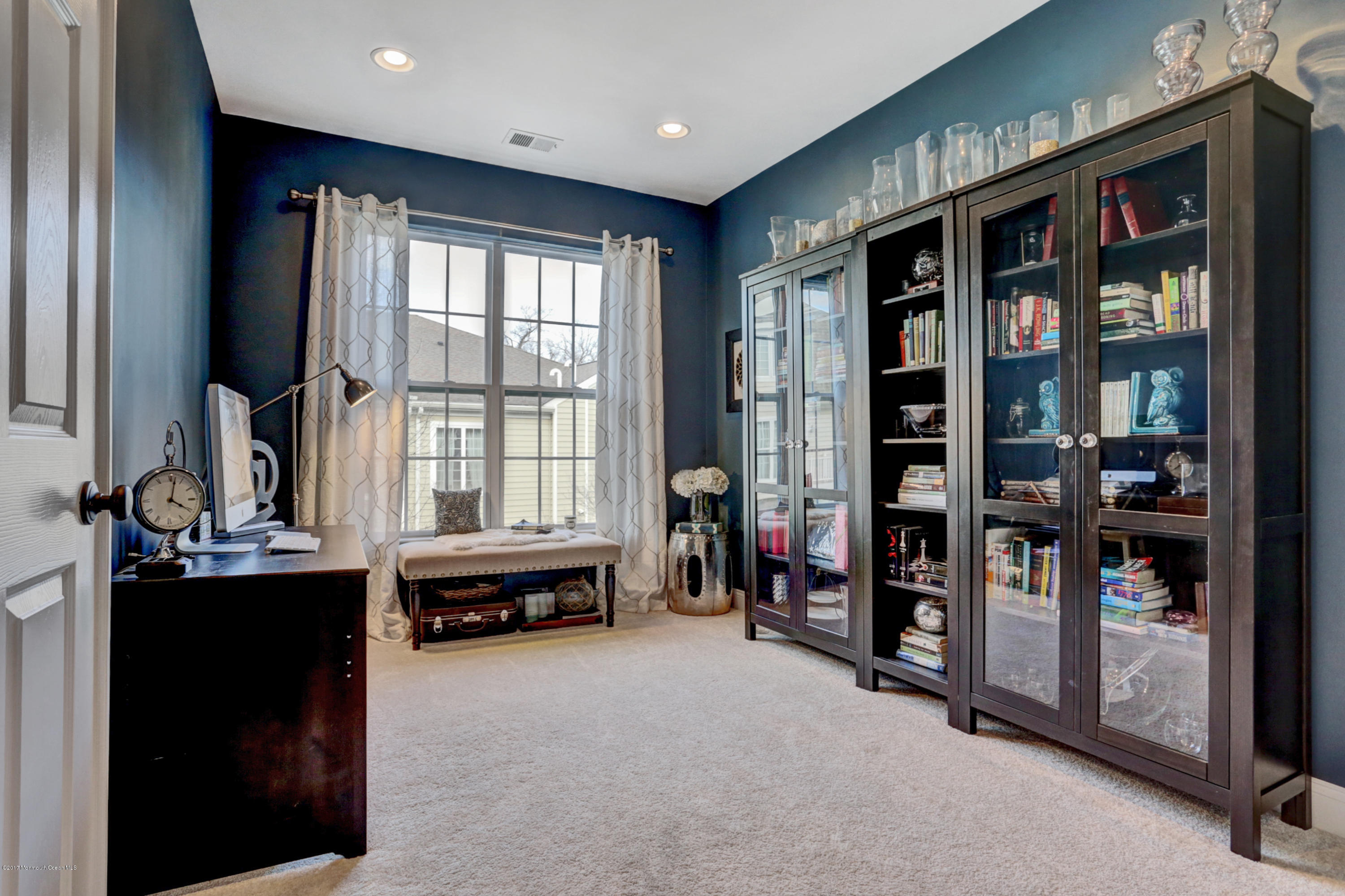 802 Abby Road Middletown, NJ 07748 - Photo 10 of 28 15