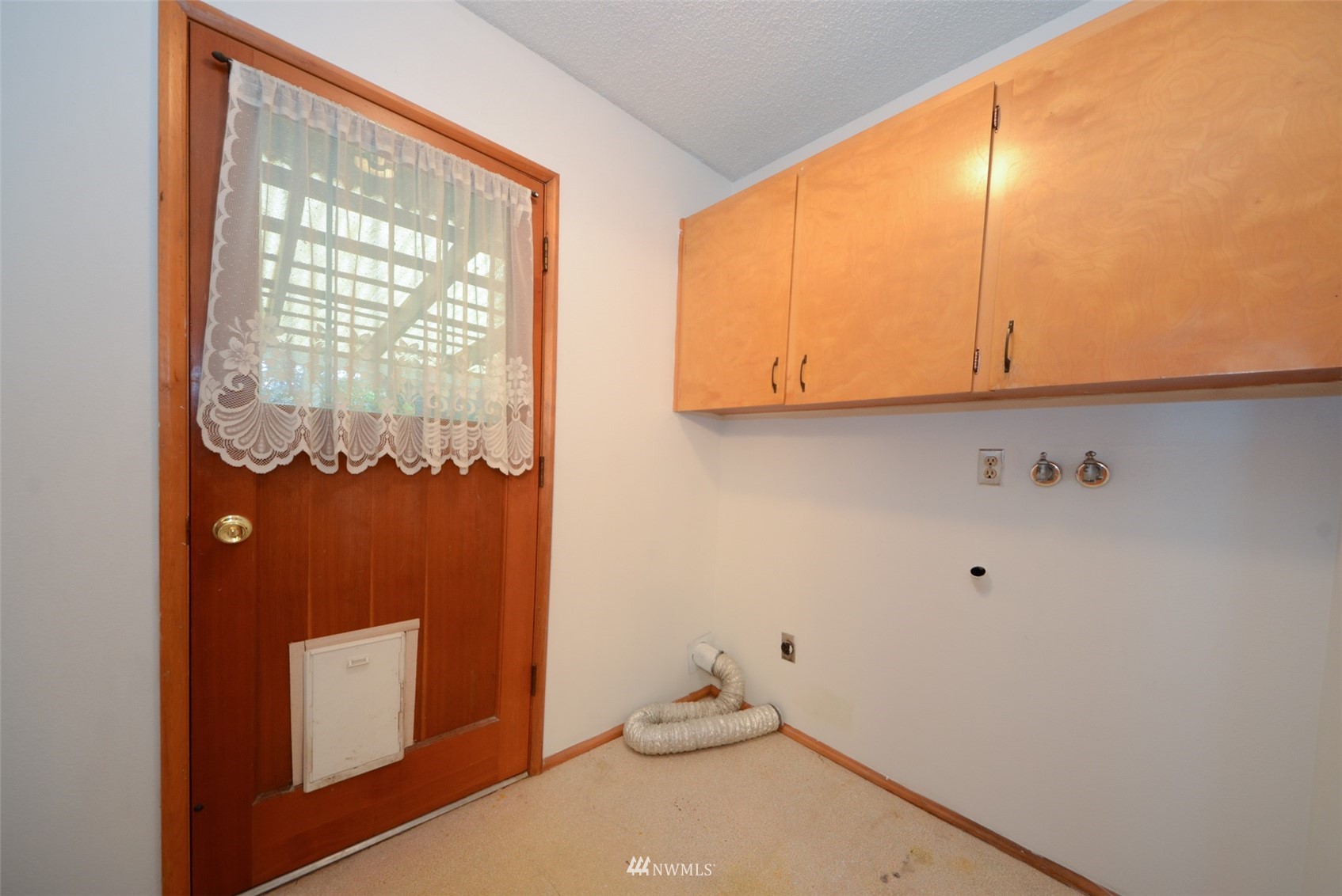18524 Guava Street Southwest Rochester, WA 98579 - Photo 17 of 28 a view of an empty room with a window