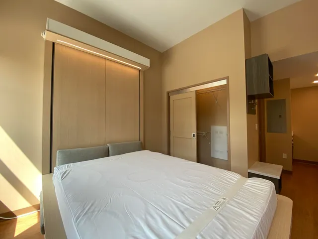 $1,899 | 83 Hanover Street, Unit 407, Manchester, NH 03101