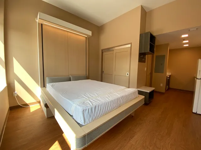 $1,899 | 83 Hanover Street, Unit 407, Manchester, NH 03101