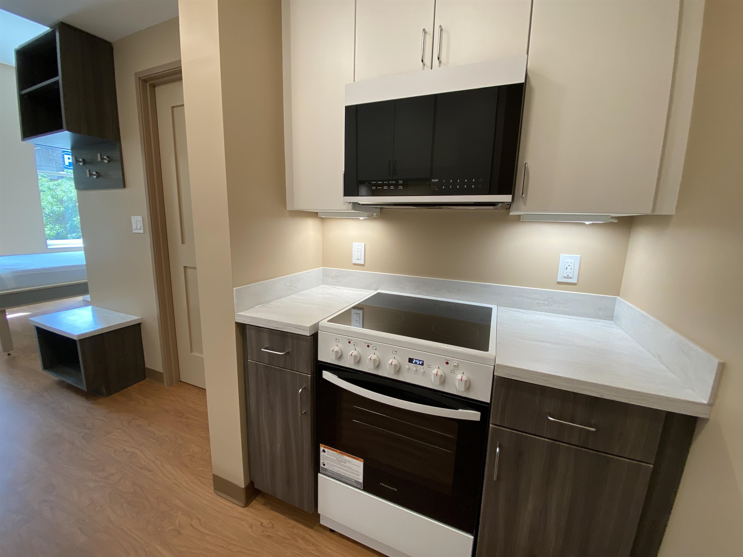 83 Hanover Street, Unit 407 Manchester, NH 03101 - Photo 34 of 54