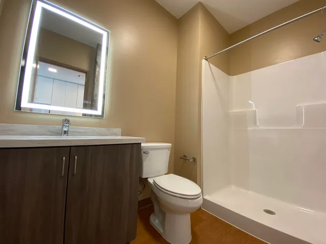 $1,899 | 83 Hanover Street, Unit 407, Manchester, NH 03101