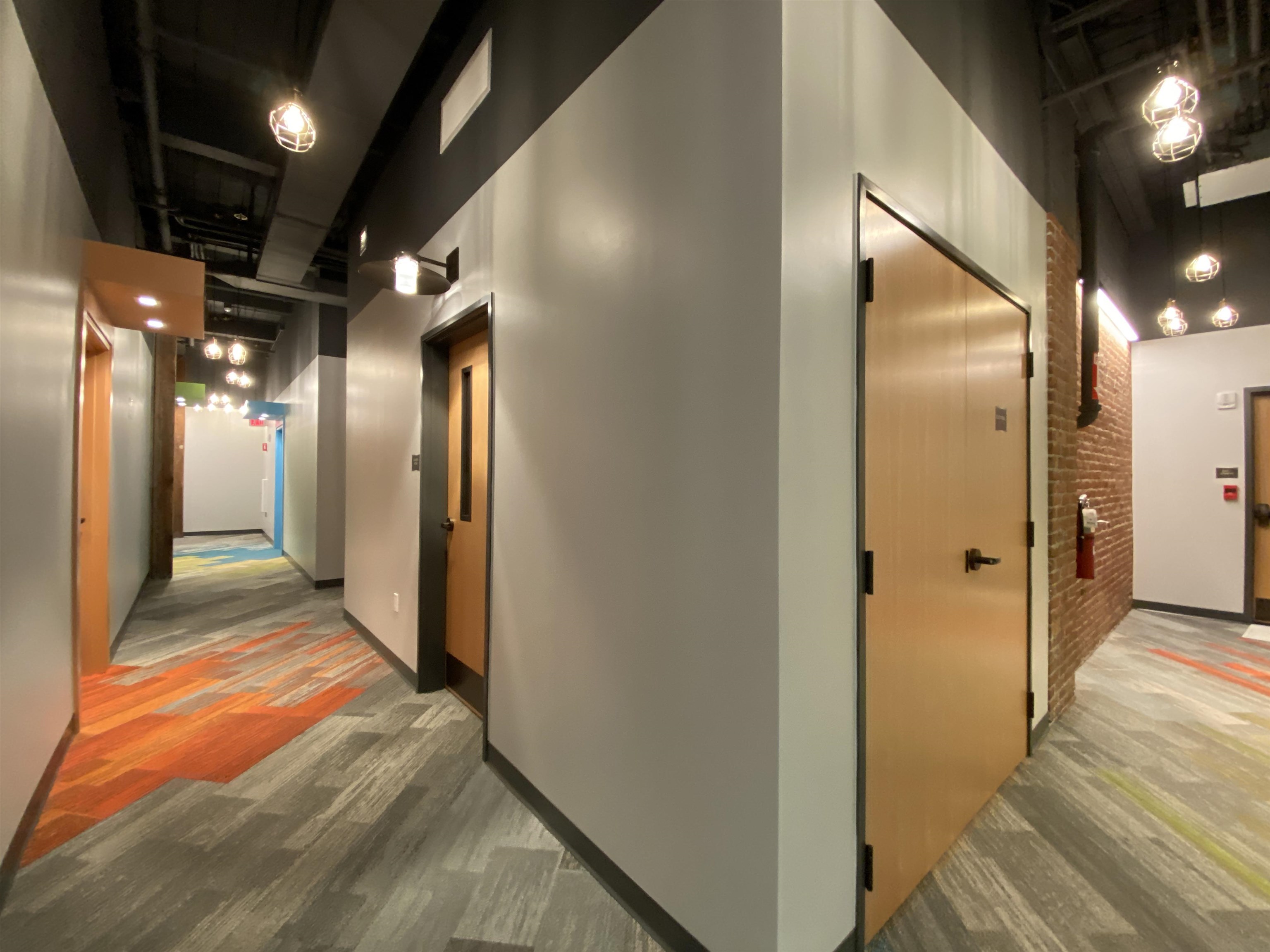 83 Hanover Street, Unit 407 Manchester, NH 03101 - Photo 52 of 54