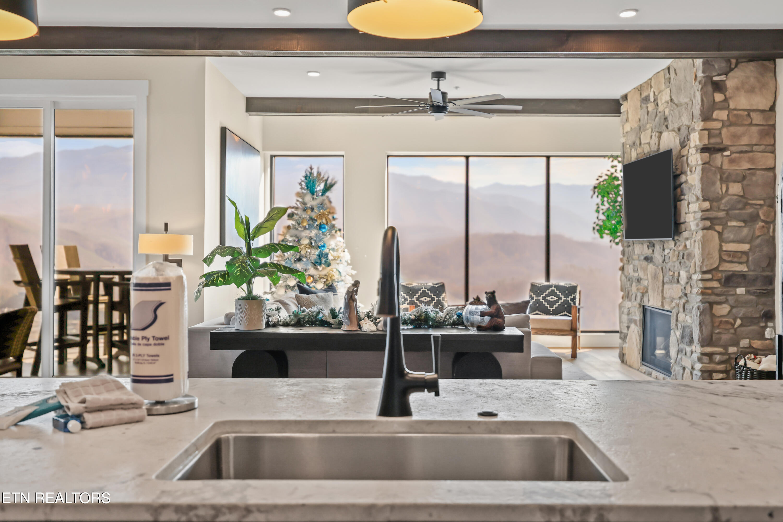 855 Campbell Lead Road, Unit 501 Gatlinburg, TN 37738 - Photo 12 of 45 14-855 Campbell Lead Rd Unit 50109