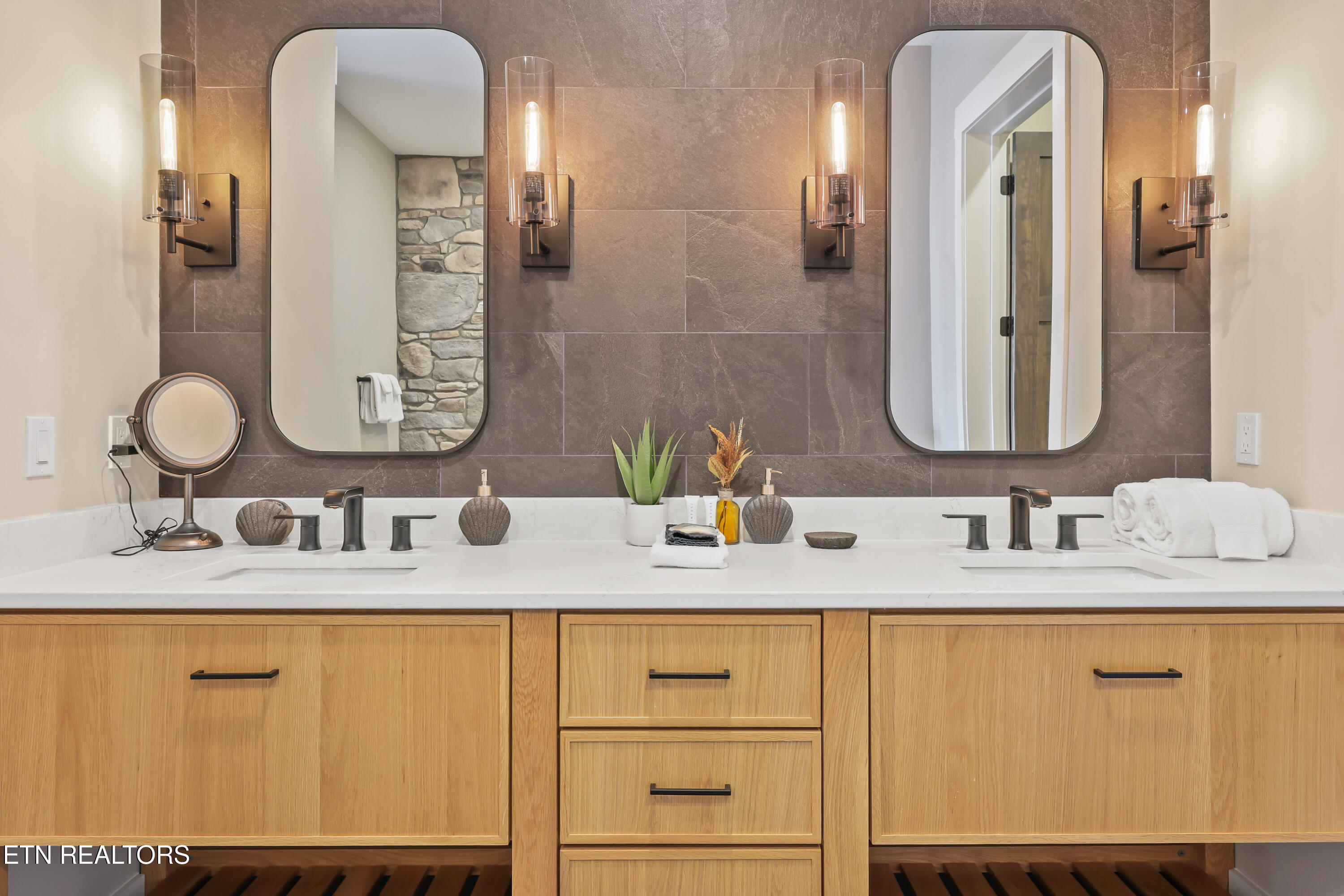 855 Campbell Lead Road, Unit 501 Gatlinburg, TN 37738 - Photo 23 of 45 25-855 Campbell Lead Rd Unit 50120