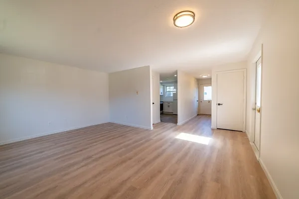 $299,900 | 180 Main Street, Unit 2110, Bridgewater, MA 02324