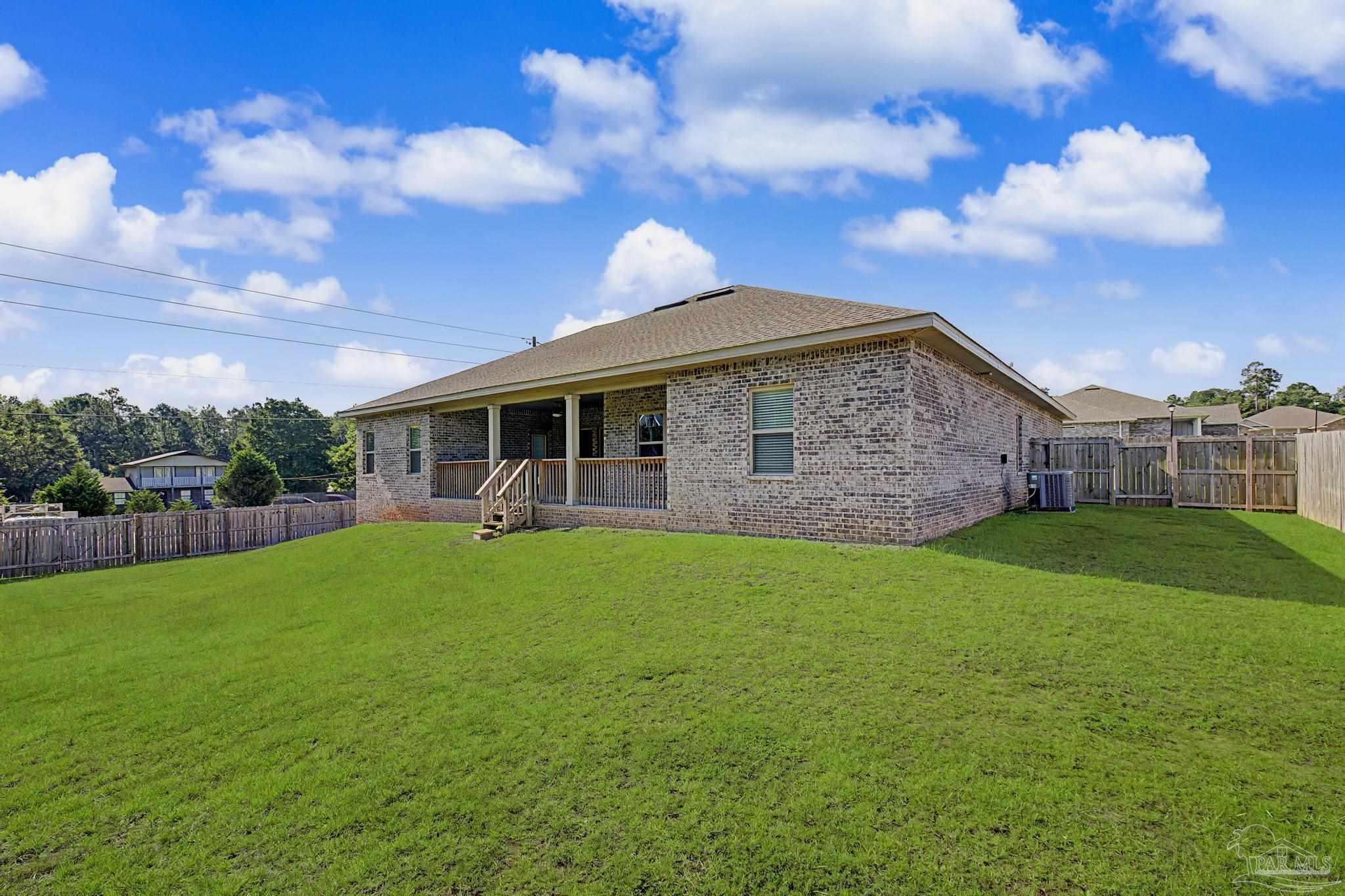 400 Broadleaf Circle Cantonment, FL 32533 - Photo 32 of 34