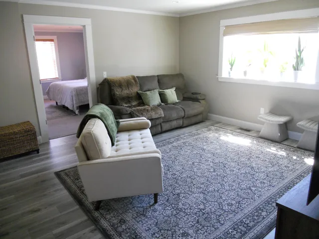 $319,000 | 15 Edgewood Street, Claremont, NH 03743